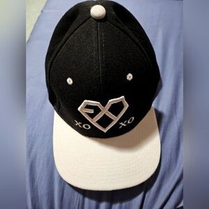 Exo ball cap